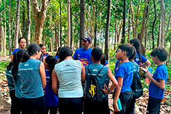 Centro Educacional Sesc de Castanhal Visitando o Parque Natural