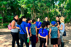 Centro Educacional Sesc de Castanhal Visitando o Parque Natural