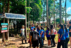 Centro Educacional Sesc de Castanhal Visitando o Parque Natural